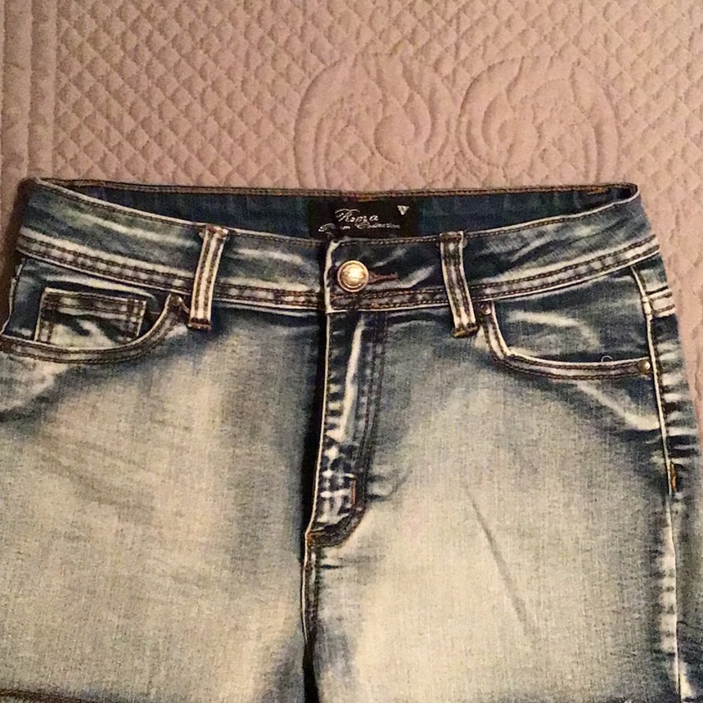 Roma premium raw edge blue Jean shorts